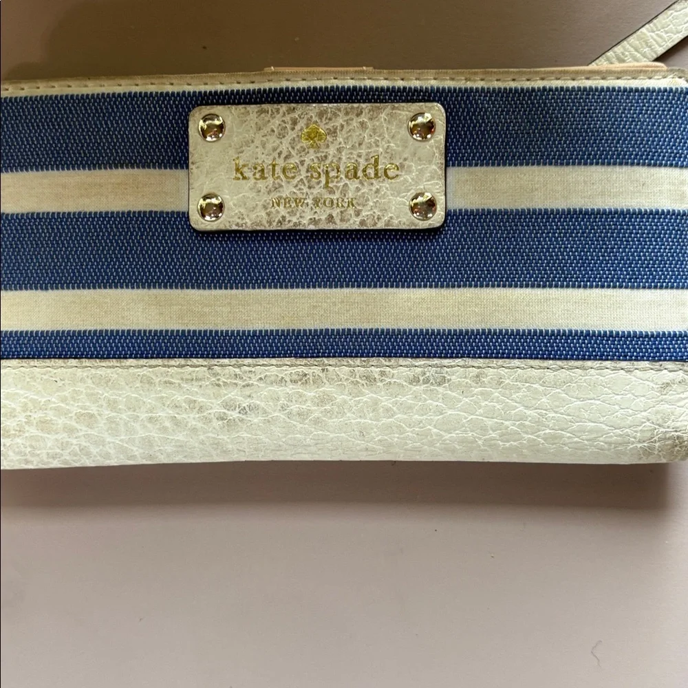 Kate Spade Black and White Striped Tote/ with wallet